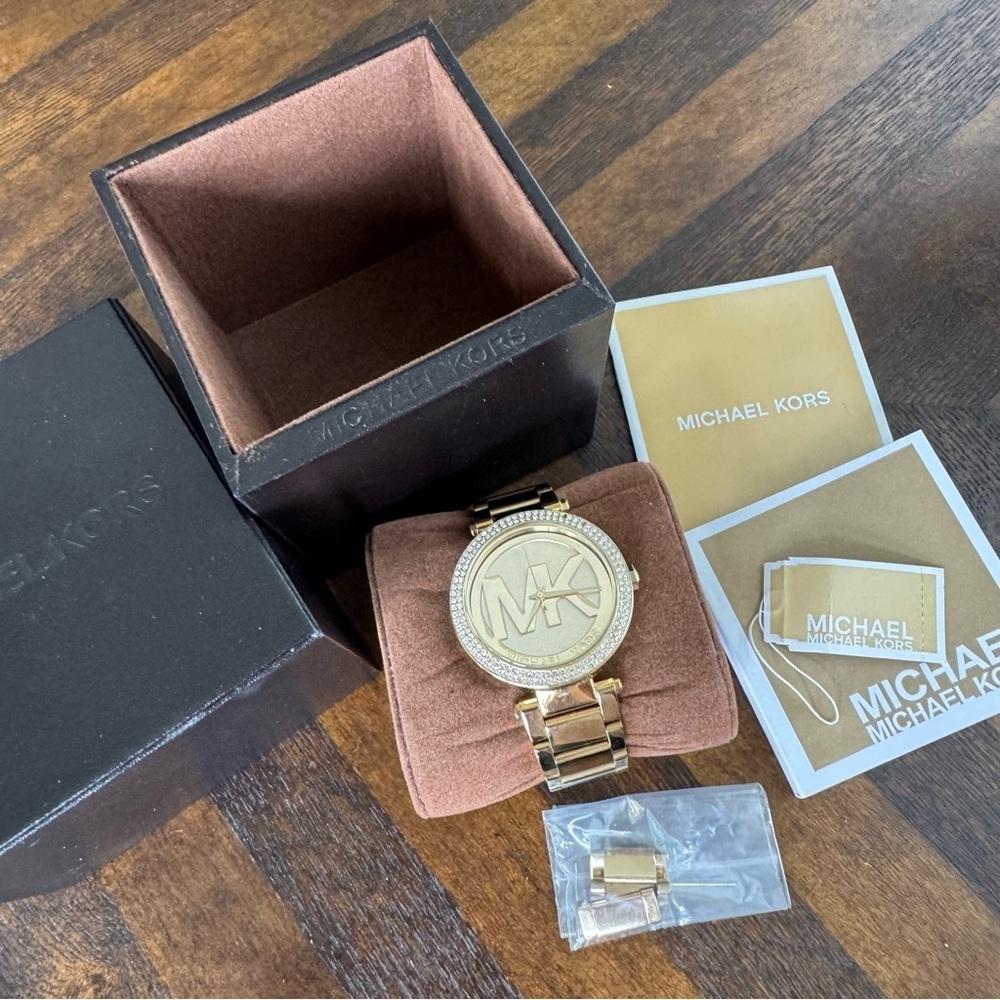 Michael Kors Gold-Tone Large Dial Watch with Logo Dial - Picture 2 of 9